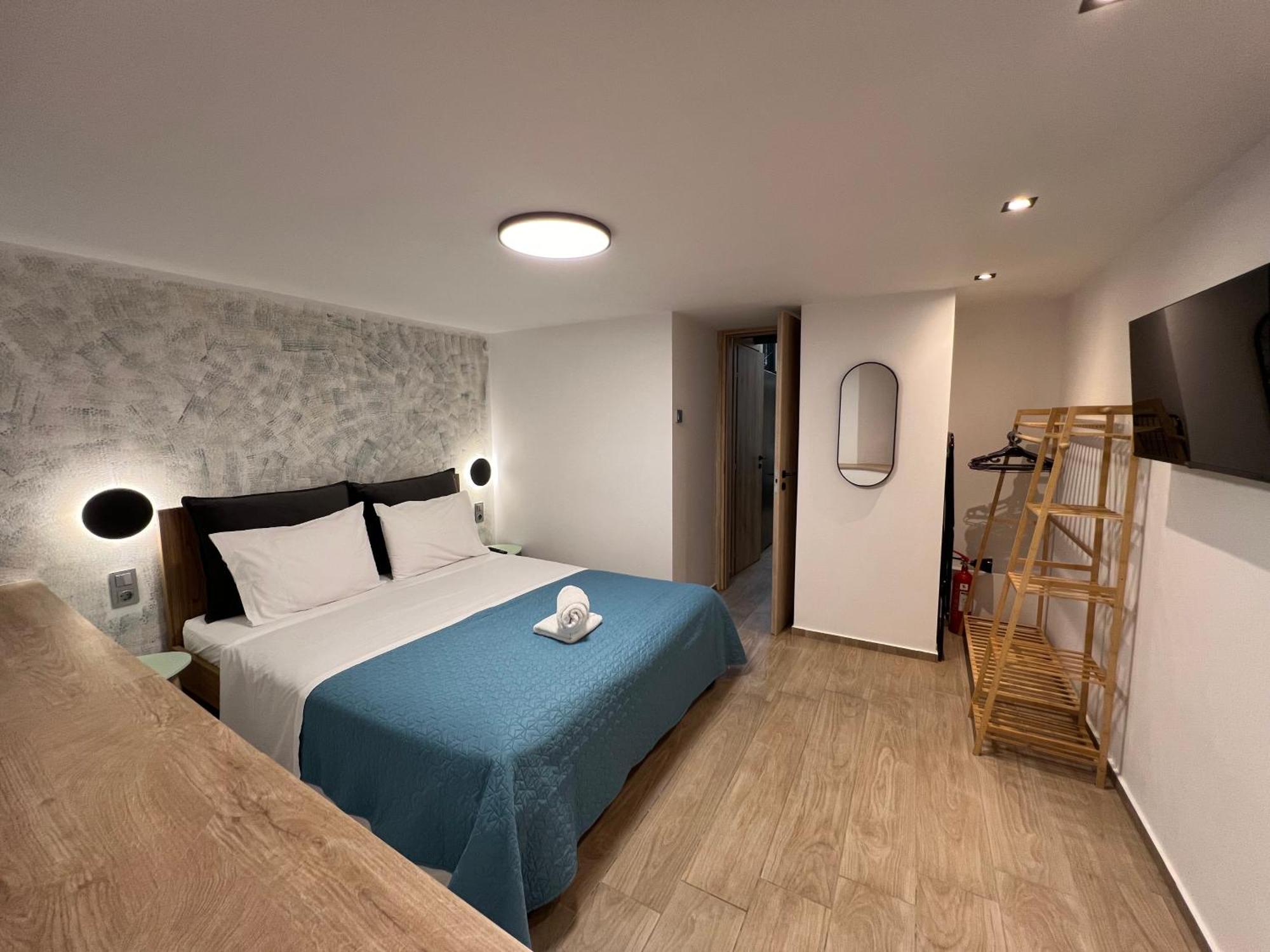City Center Loft With Private Parking 카발라 외부 사진