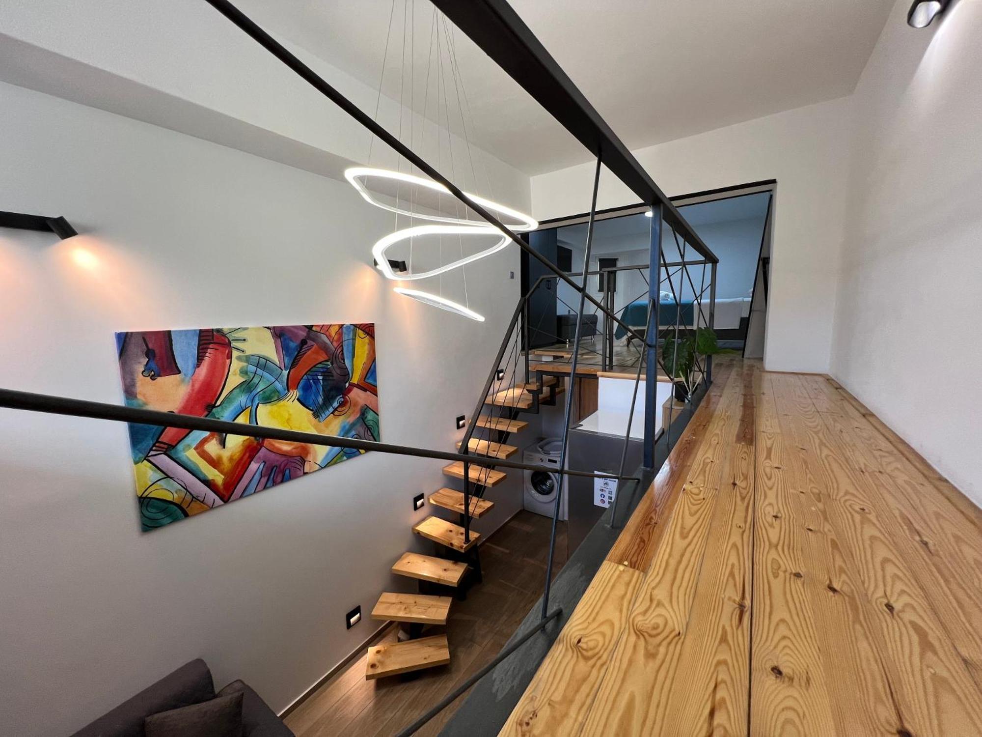 City Center Loft With Private Parking 카발라 외부 사진